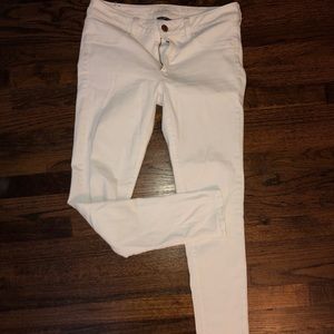 American eagle white jeans